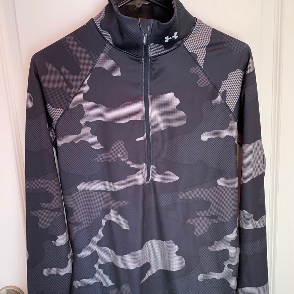 Under Armour cold Gear pullover